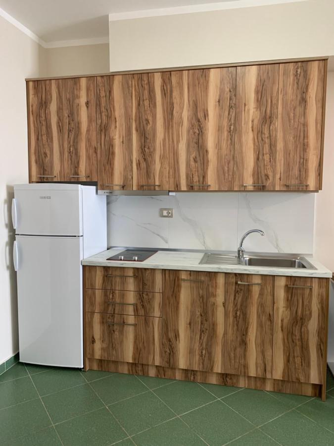 Eri Apartments 4 Shëngjin Eksteriør bilde