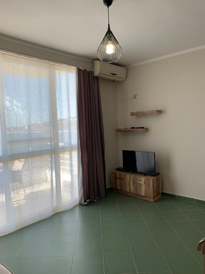 Eri Apartments 4 Shëngjin Eksteriør bilde
