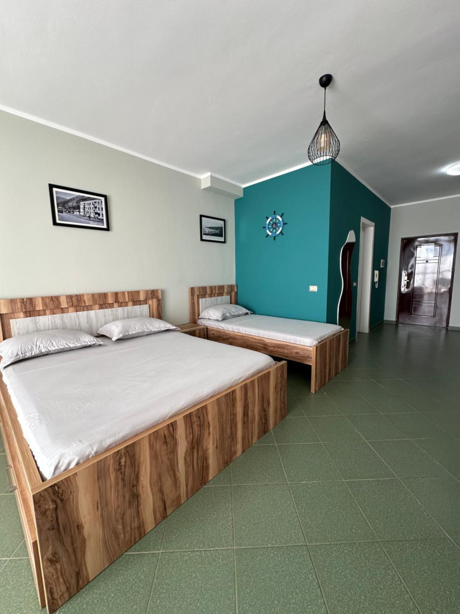 Eri Apartments 4 Shëngjin Eksteriør bilde