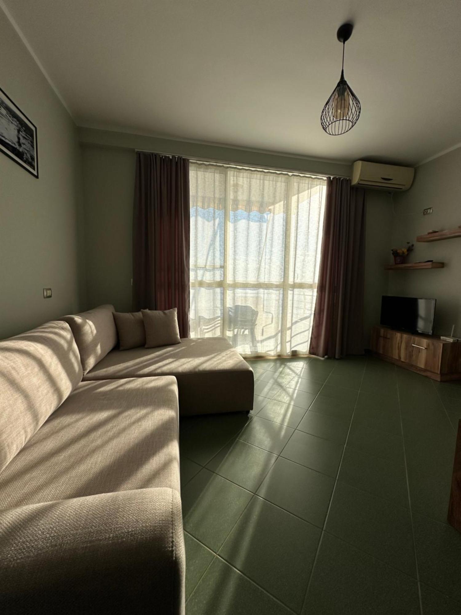 Eri Apartments 4 Shëngjin Eksteriør bilde