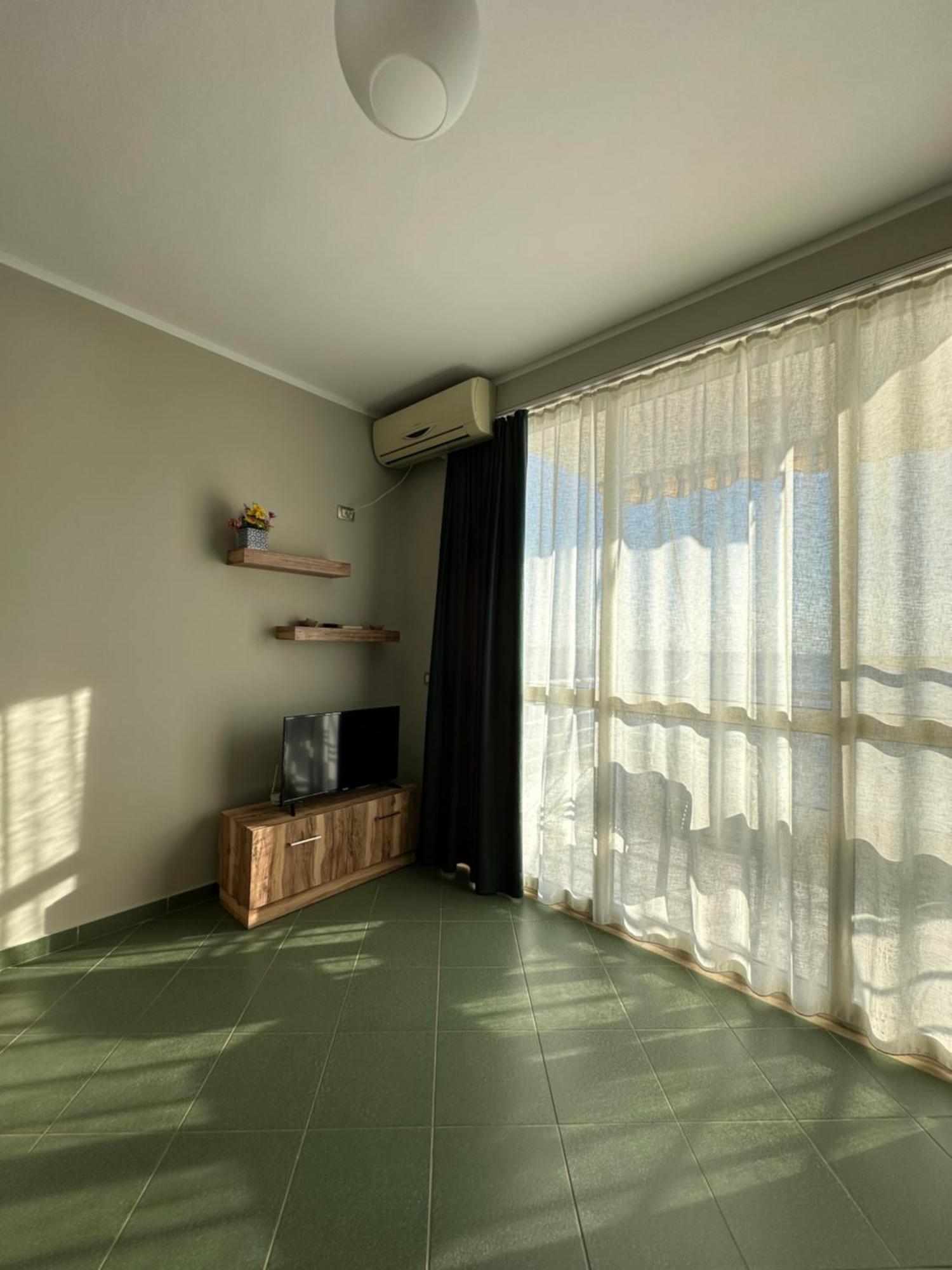 Eri Apartments 4 Shëngjin Eksteriør bilde