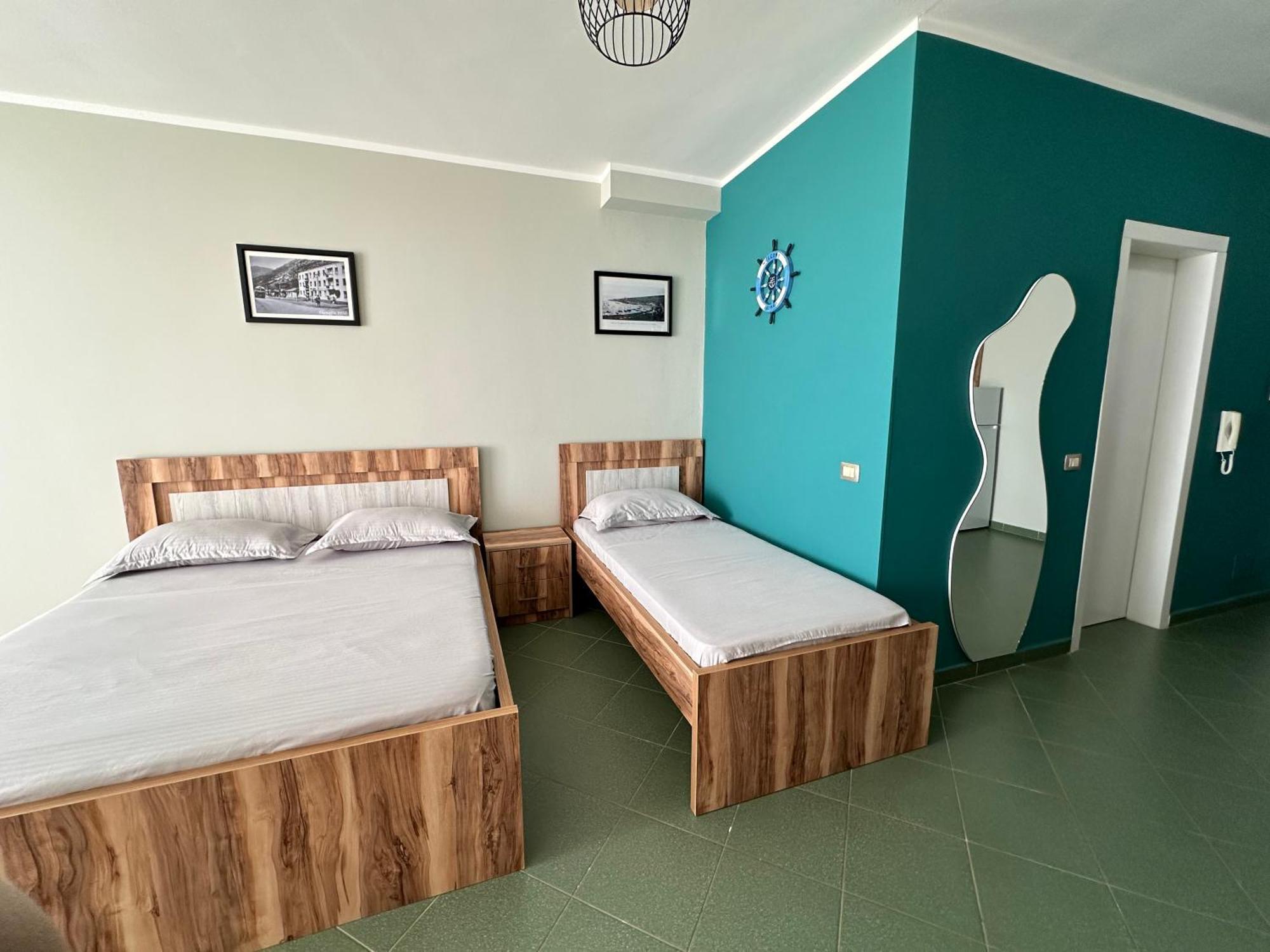 Eri Apartments 4 Shëngjin Eksteriør bilde