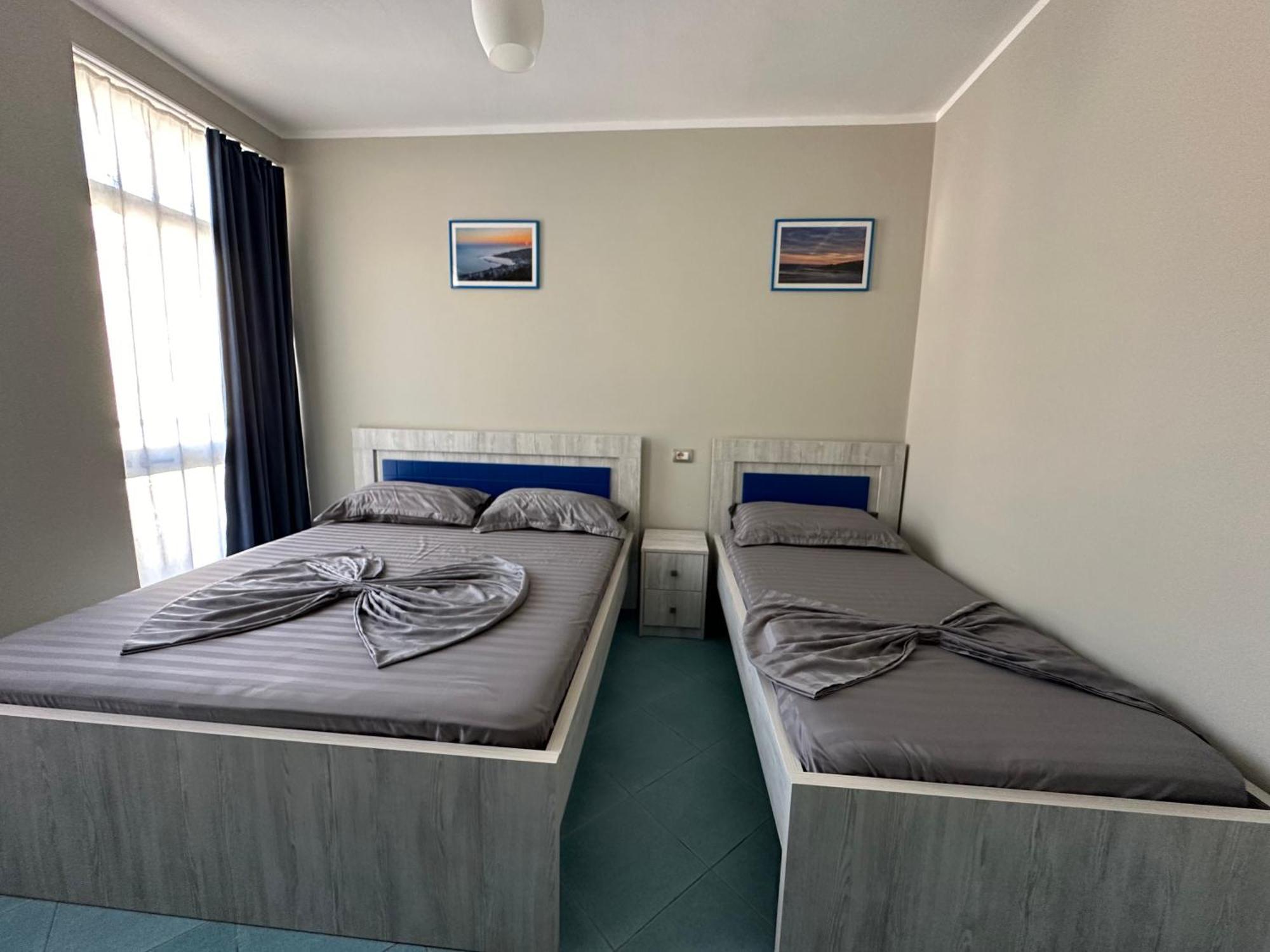 Eri Apartments 4 Shëngjin Eksteriør bilde