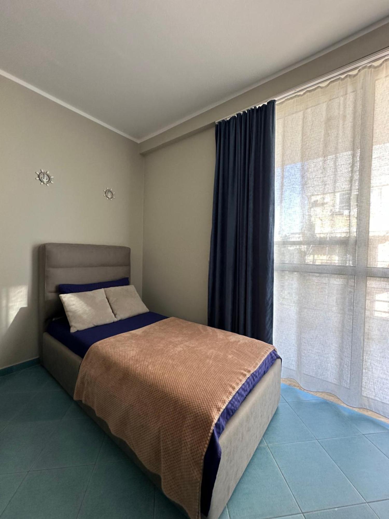 Eri Apartments 4 Shëngjin Eksteriør bilde