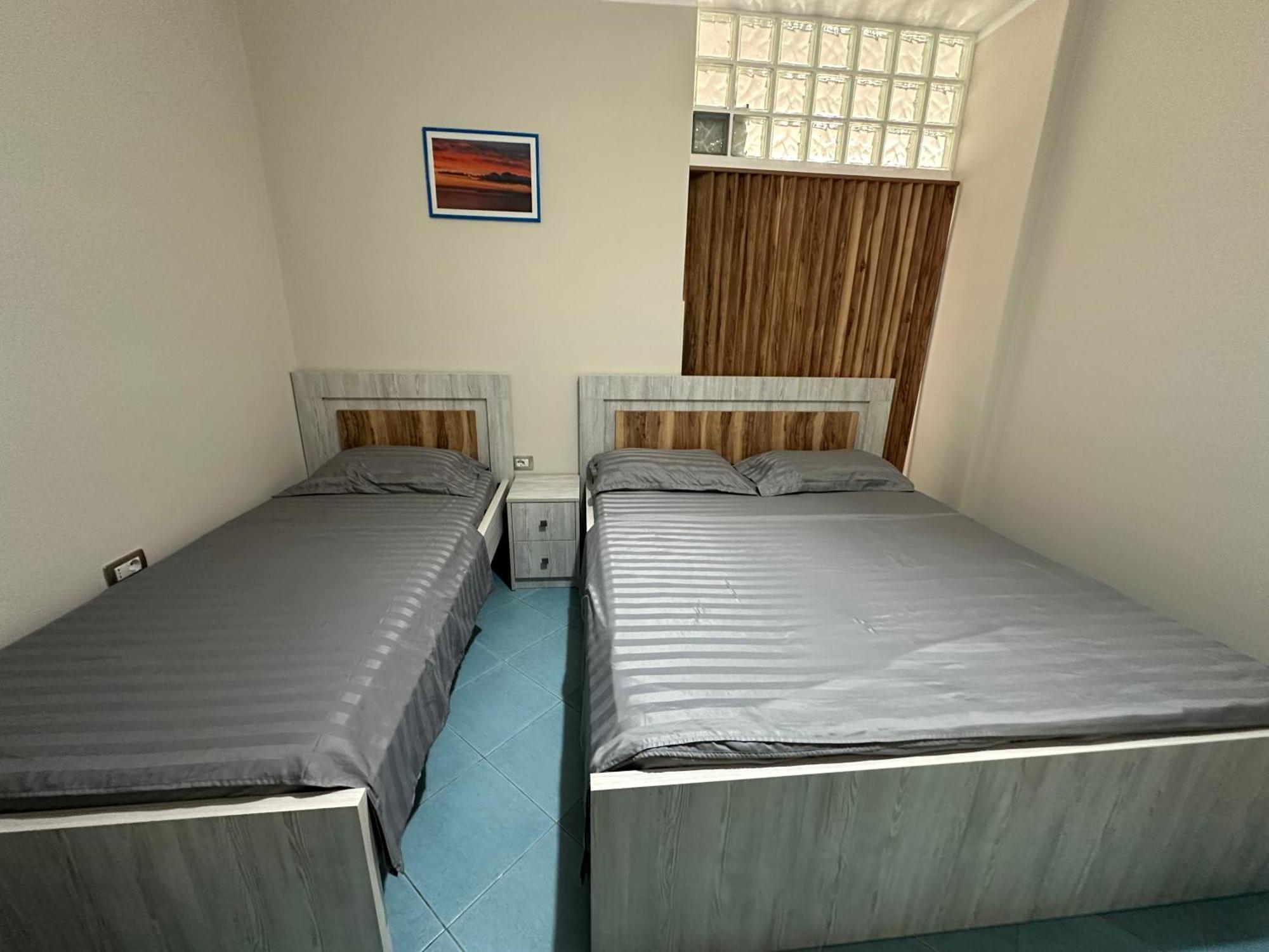 Eri Apartments 4 Shëngjin Eksteriør bilde