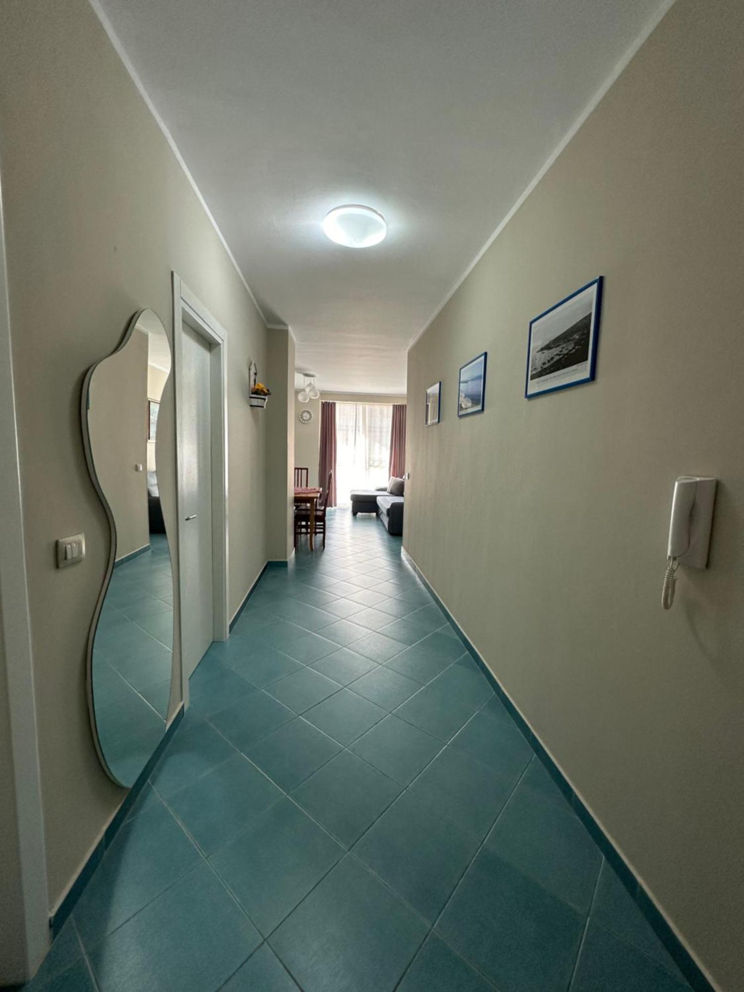 Eri Apartments 4 Shëngjin Eksteriør bilde