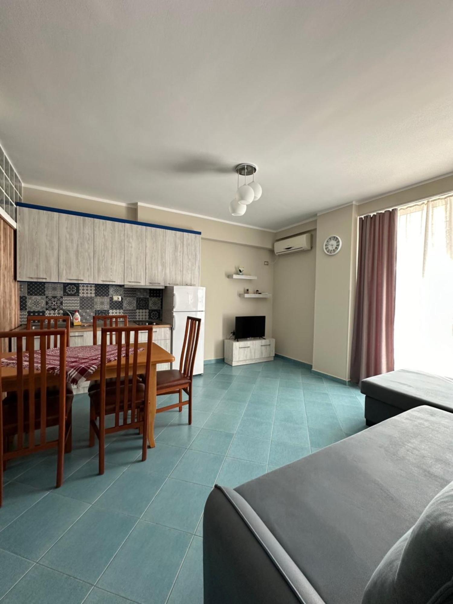 Eri Apartments 4 Shëngjin Eksteriør bilde