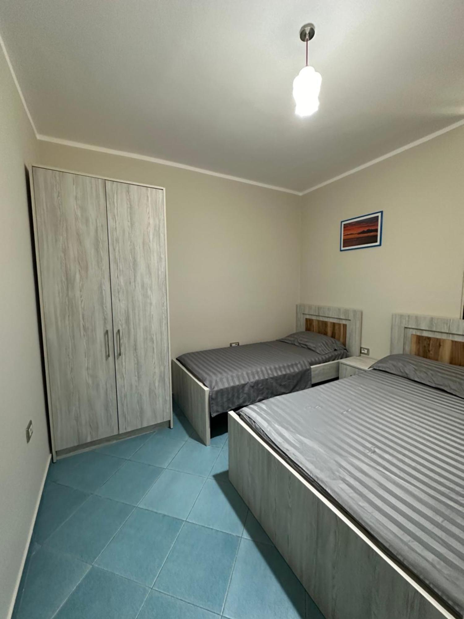 Eri Apartments 4 Shëngjin Eksteriør bilde