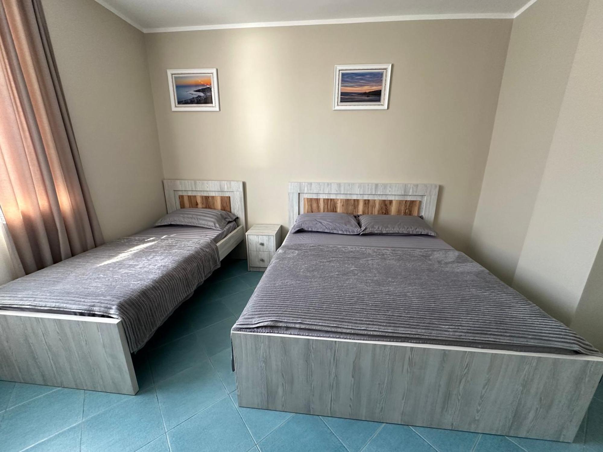 Eri Apartments 4 Shëngjin Eksteriør bilde